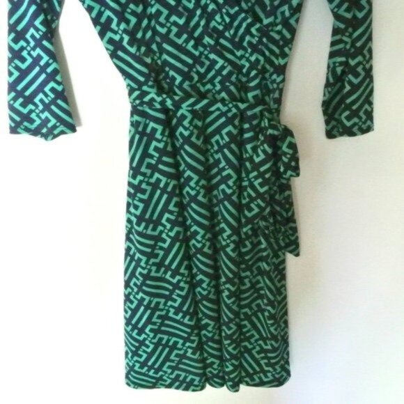 41 Hawthorn Renesme Jersey‎ Faux Wrap Dress Medium - Picture 8 of 14